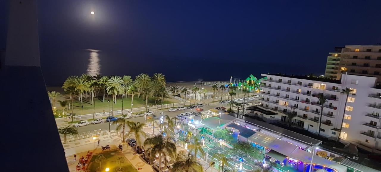 Impresionante Primera Linea De Playa, Bajondillo Beach ตอร์เรโมลิโนส ภายนอก รูปภาพ